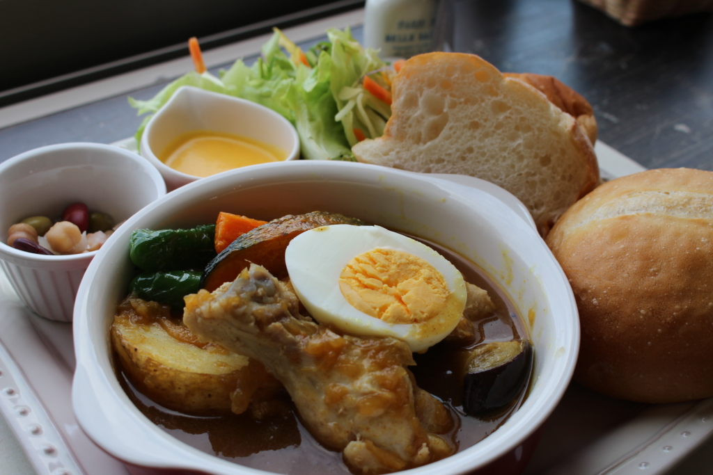 ランチが人気! ブーランジェリーカフェPAISIBLE ペジーブル