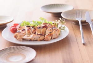 鶏もも肉のヨーグルト味噌漬け