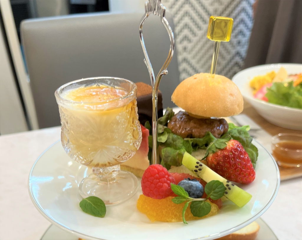 ランチとスイーツ、ヌン活も! -MON CAFÉ by L’ATELIER MONSHEF