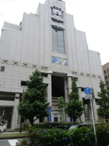 京成千葉中央駅周辺　美術館通りを歩く