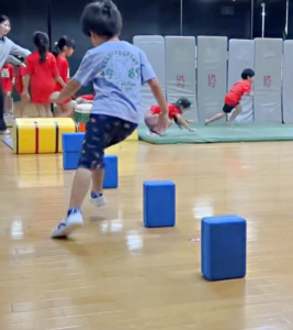 千葉県初！フォニックスで学ぶ運動して楽しく英語！