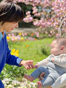 インスタで赤ちゃんとの　動画を投稿しています