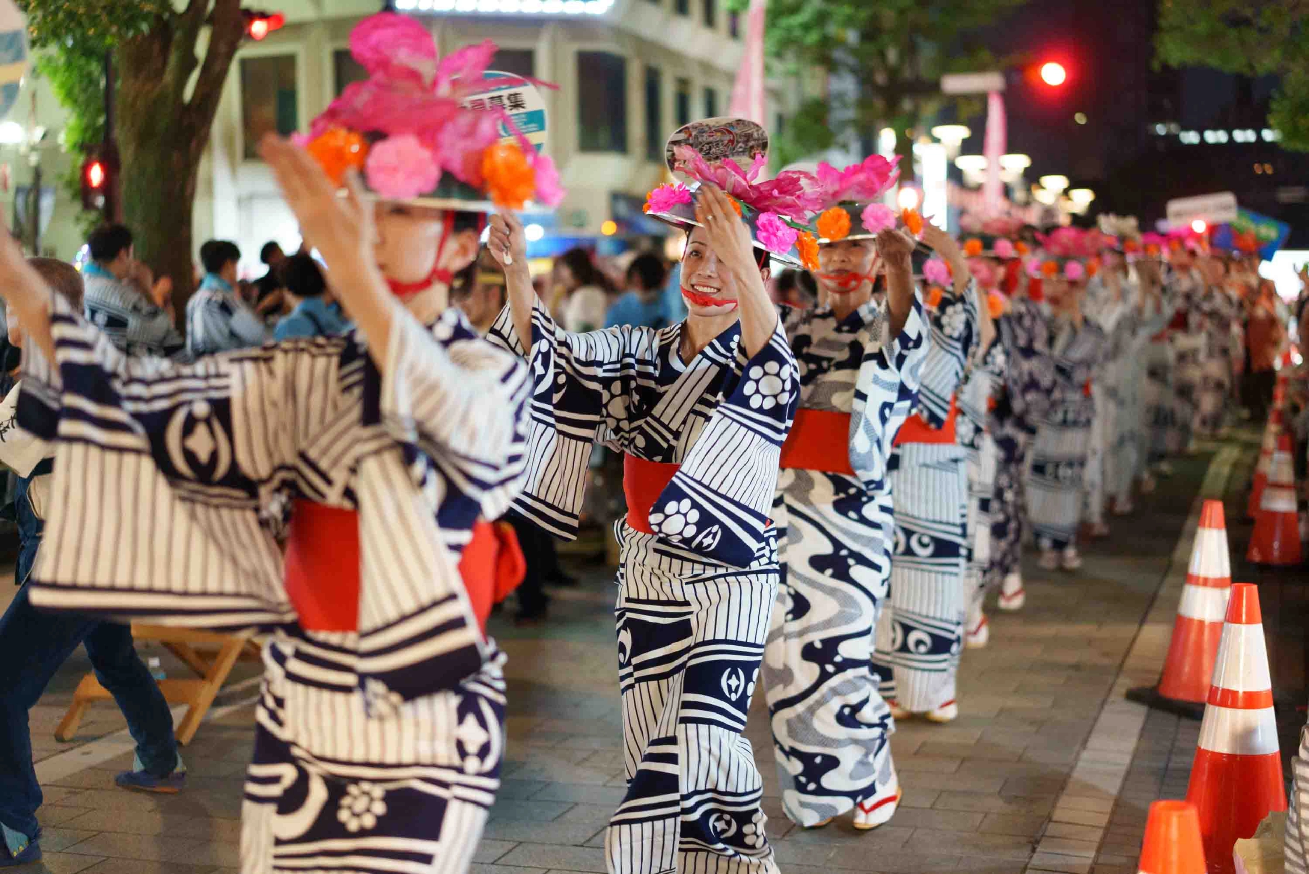 親子三代夏祭り千葉開府９００年記念第51回千葉の親子三代夏祭り８月15日（土）・16日（日）千葉市中央公園千葉市